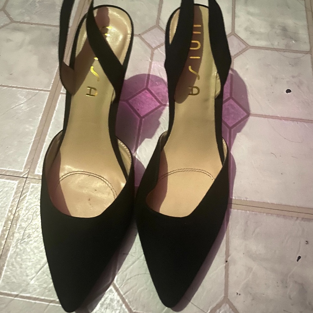 Unisa sling back heels